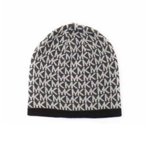 MICHAEL Kors Set •Scarf Hat Gloves •Brand New - Picture 6 of 7